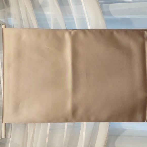 Silver satin shoulder wrap, scarf - Picture 2 of 4